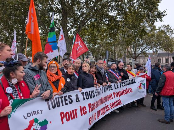 manifestation contre le RN à Orléans